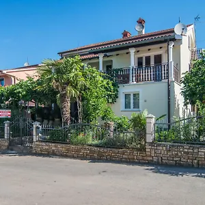 apartmani-marina-porec.in-istria.net/